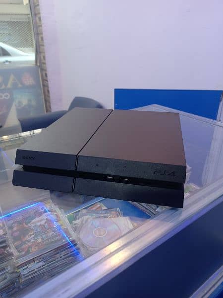 PS4 1200 series jailbreak  condition like New 4