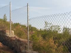 Chainlink Fence, Installer: Razor Wire, Barbed, Safety Grill, Green