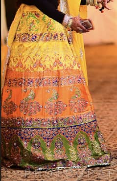 Mehndi bridal lenga