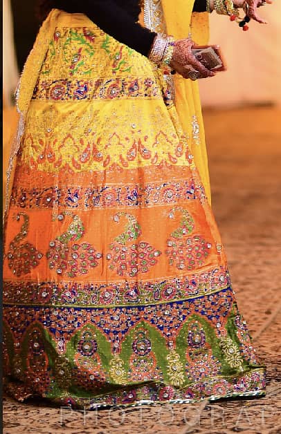 Mehndi bridal lenga 0