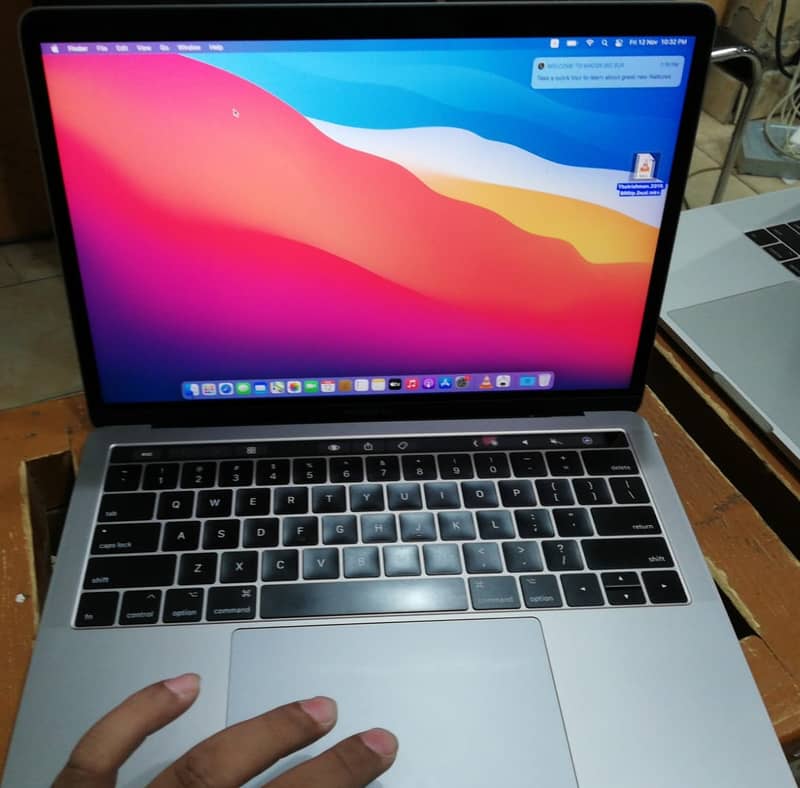 MacBook Pro 2016 2017 13" Touch Bar & Non Touch Bar 5