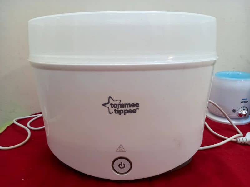 feeder sterilizer by tommee tippee (used) 1