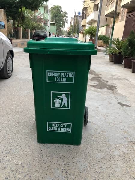 Dustbins 100 liters 16