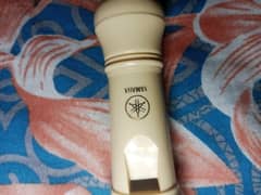 DELIVERY POSSIBLE  YAMAHA FLUTE