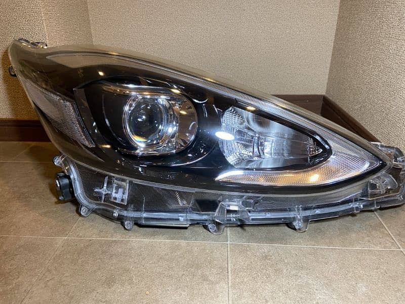 Toyota aqua 2018 /19 model led drl headlight 2