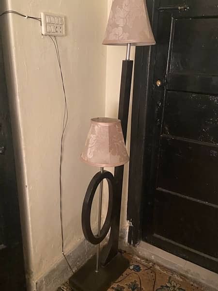 floor lamp 0