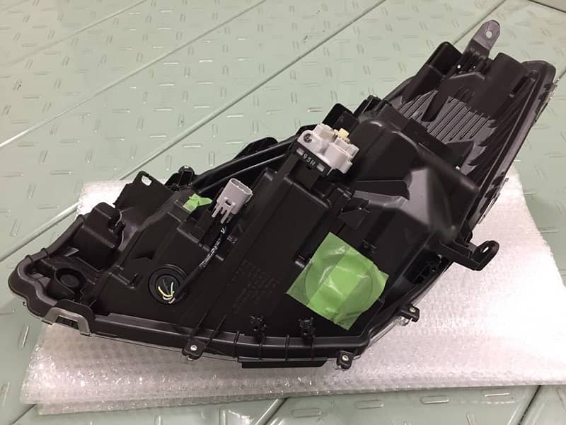 Toyota vitz 2018 / 19 model headlights led drl available 3