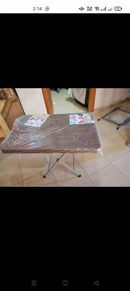 plastic chairs with table 0