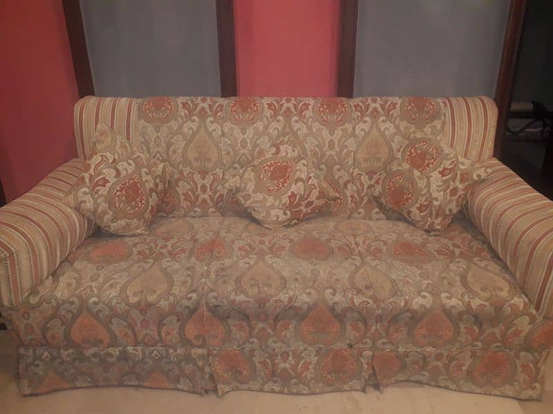 5 seater sofa set with cushions 0