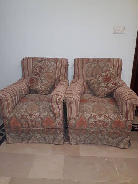 5 seater sofa set with cushions 1