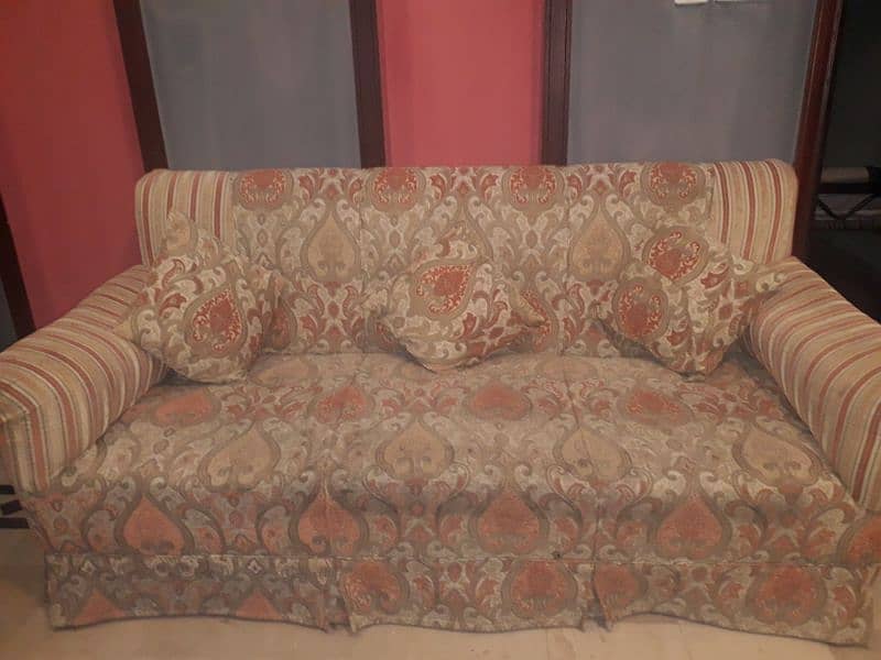 5 seater sofa set with cushions 2