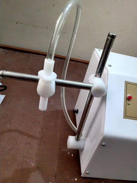 Liquid Filling Machine 5