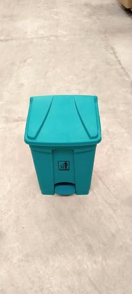 Pedal Bins / Dustbin / Trash bin 8