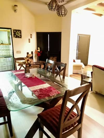 (daily,weekly, monthly) furnished portion in johar town lahr for rent