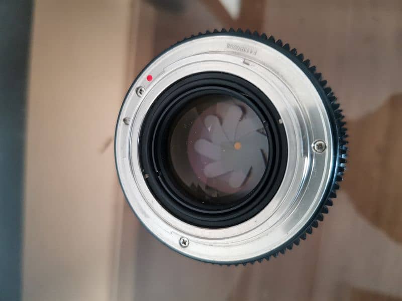 Samyang 24mm T 1.5 Cine lens EF mount 1