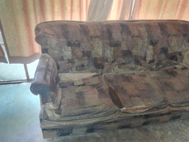 Jumbo size Five seater sofa for sale 0