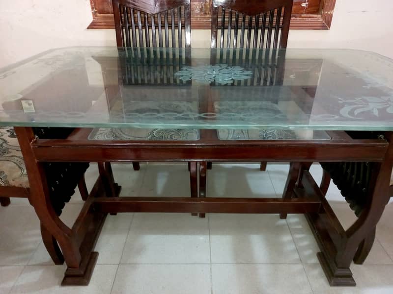 WOOD DINING TABLE WITH CHAIRS 5