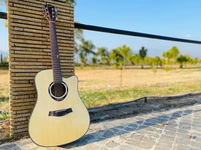 Happy club offers Biggest Range of Branded Semi Acoustic Guitars 12