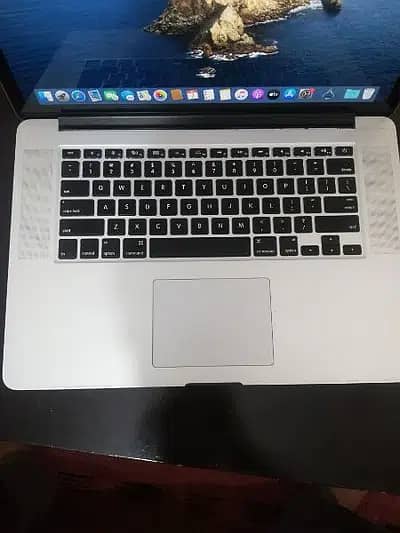 MacBook Pro i7 (Retina, 15-inch, Mid 2014) 2