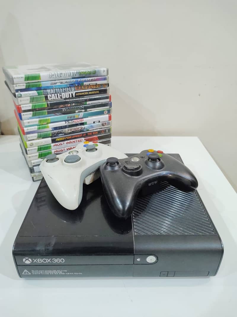 xbox 360 elite slim 500gb (with two controller) 1