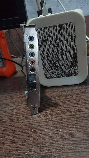 Creative SB1040 Sound Blaster X-Fi Xtreme Audio PCI-E Sound Card 7.1 2