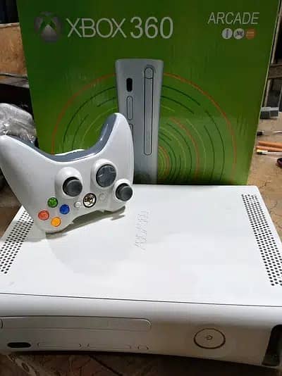 Xbox 360 320gb with 100 games 0