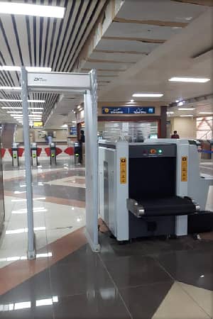 PD 6500i Walk Through Metal Detector Gate 4