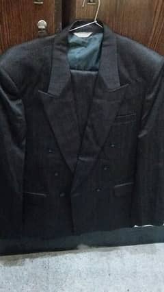 Pent Coat 2 piece suit each for 6000/-