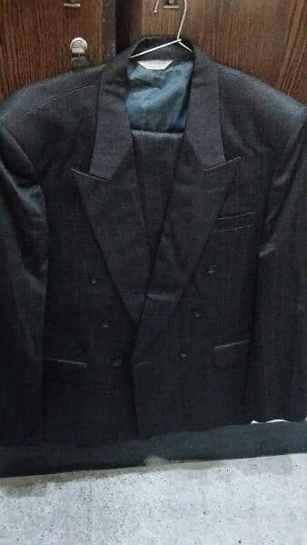Pent Coat 2 piece suit each for 6000/- 0