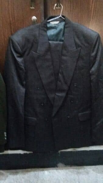 Pent Coat 2 piece suit each for 6000/- 9