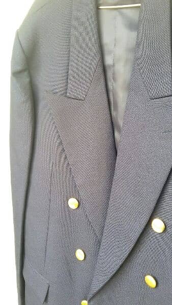 Pent Coat 2 piece suit each for 6000/- 15