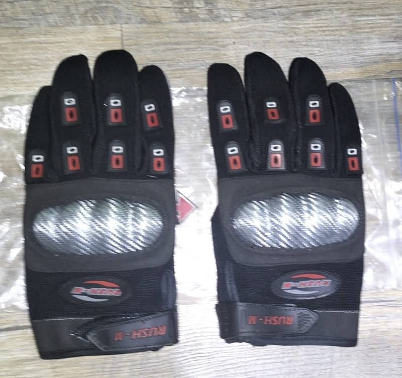 Motorcycle Riding Gloves 0