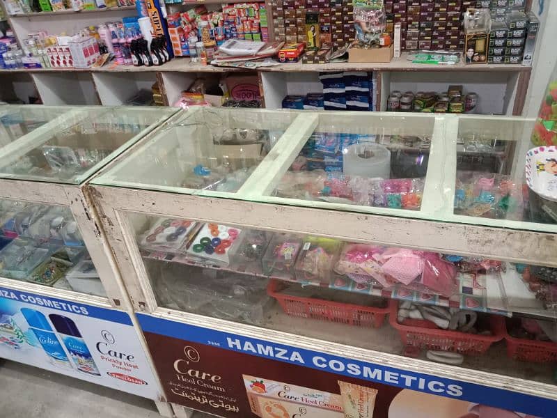 Cosmetics & gift shops business for sale 2 Shop rent out main bazaar 8