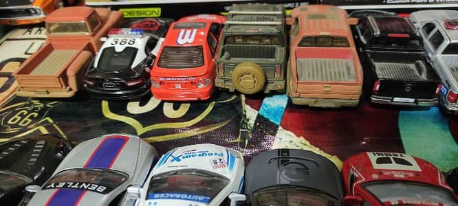 kinsmart 5 inches official licensed model diecast cars 8