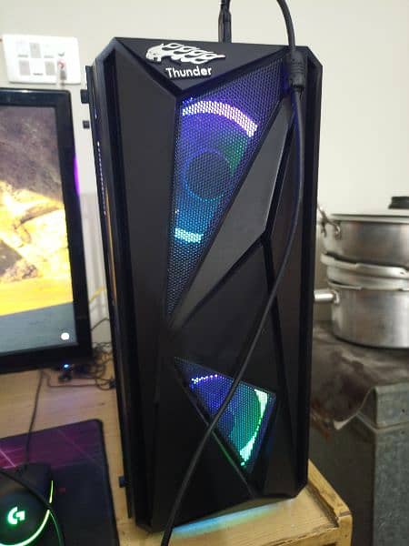 AMD RYZEN 5 2600  gaming pc 8