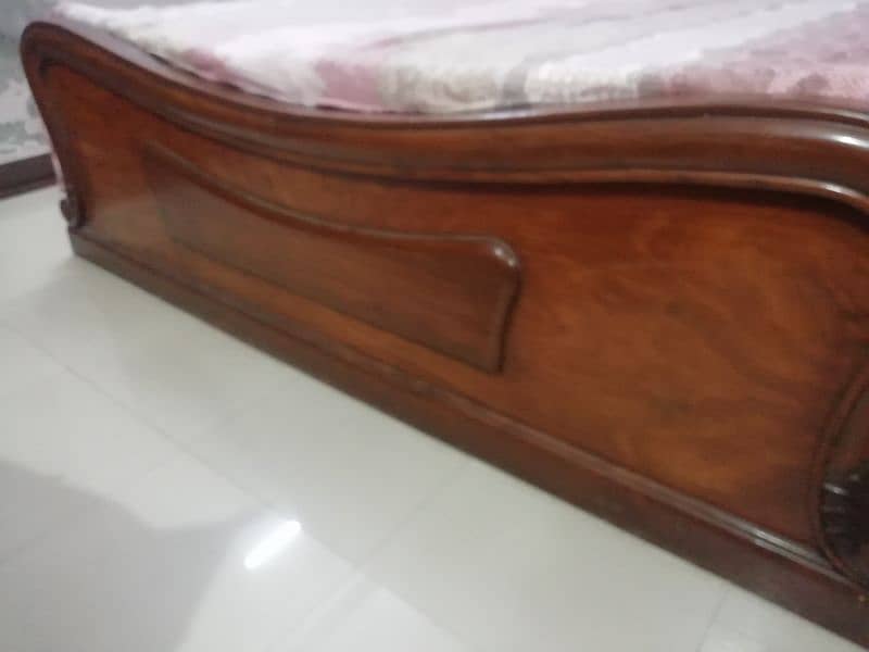 solid wooden bed with dressing table 3