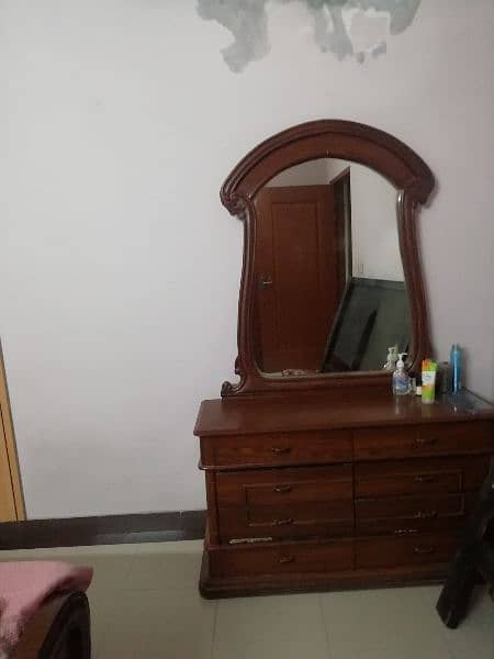 solid wooden bed with dressing table 4