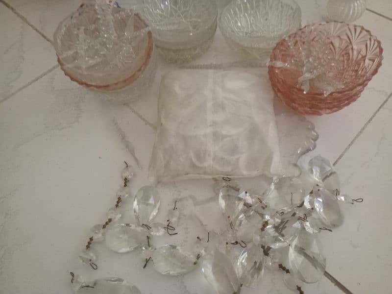 CROCKERY  CRYSTAL  ITEMS 1