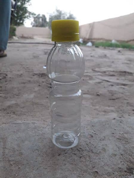 empty plastic water, Juice and beverages bottles 12
