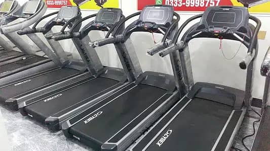 (TRdKr) Life Fitness USA Comercial Treadmills 0