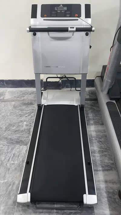 (JTLh) USA Treadmills, Ellipticals 8
