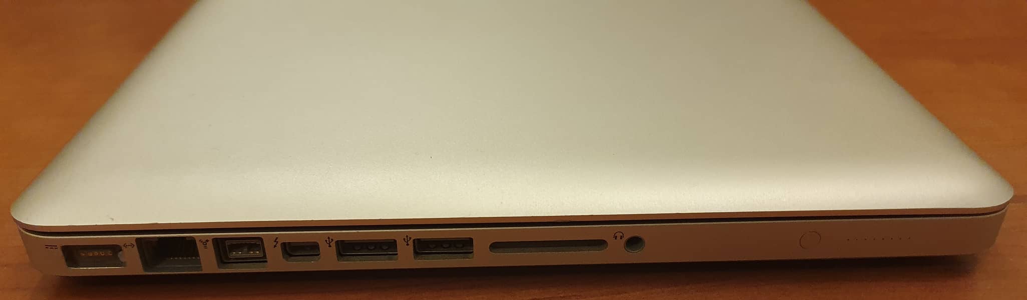 MacBook Pro 13-inch Mid 2012 Core i7 2.9GHz - 8GB DDR3 RAM - 640GB HD 3