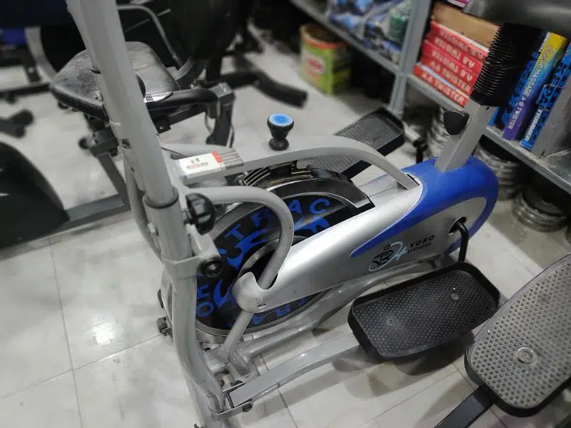 Metal Wheel Elliptical cycle exercise cycle cardio cycle cycling — photo 2