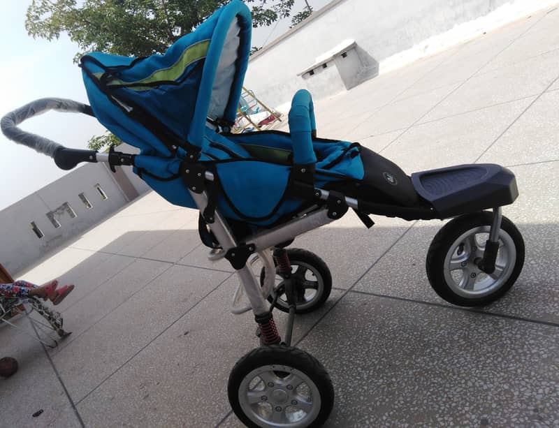 3 wheel Baby Stroller - Shock Folding Tricycle - Latest Design 2