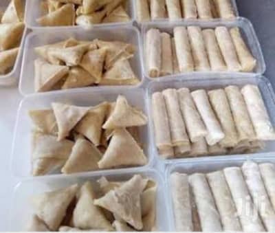 wholesale fry and non Fry samoosa,roll,qeema samosa  supplier
