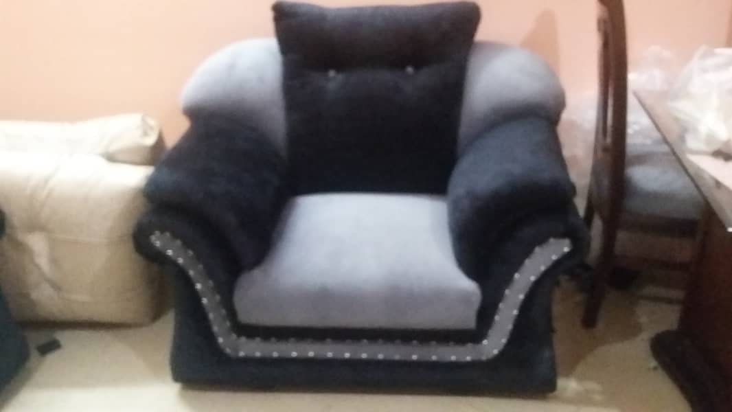 New sofa set contact 03465262302 3