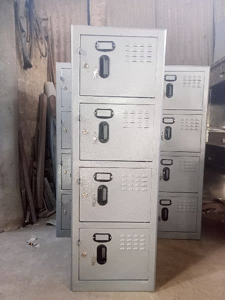available now (13500) H:53"* W:18"* D:18" four units lockers 0