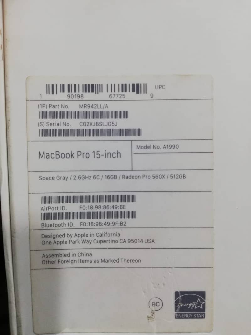 MacBook Pro 2018 Core i7 16GB 512GB 15 Inch MR942 A1990 16