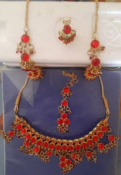 Imitation Jewellery & Bangles