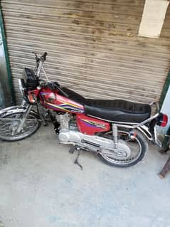 Honda 125 In Bikes Motorcycles For Sale In Faisalabad Olx Com Pk